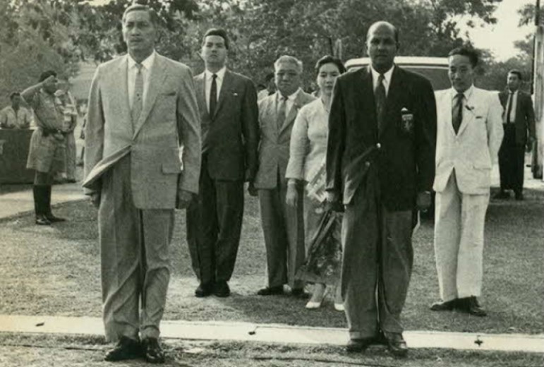 “Majulah Singapura”